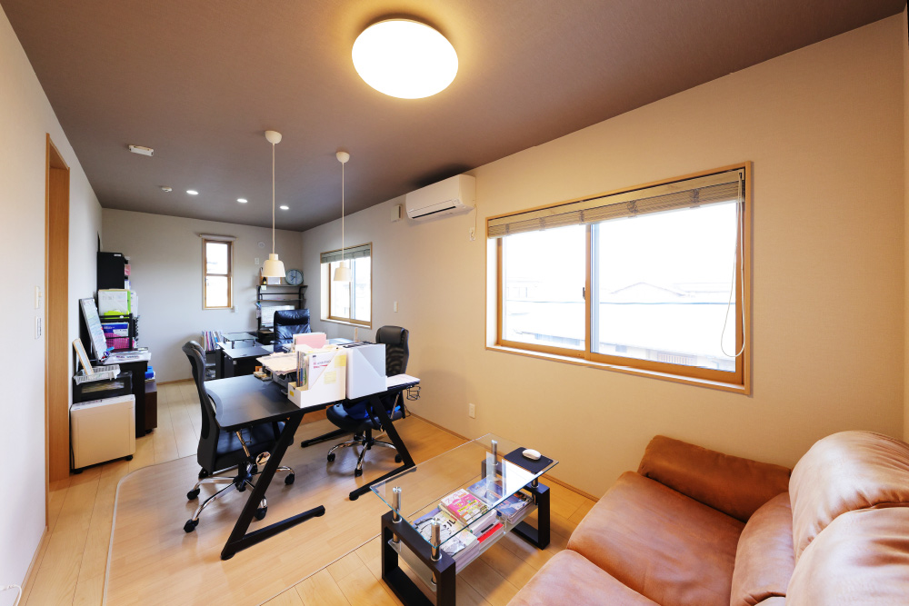 株式会社天周真紀 本社事務所内観
